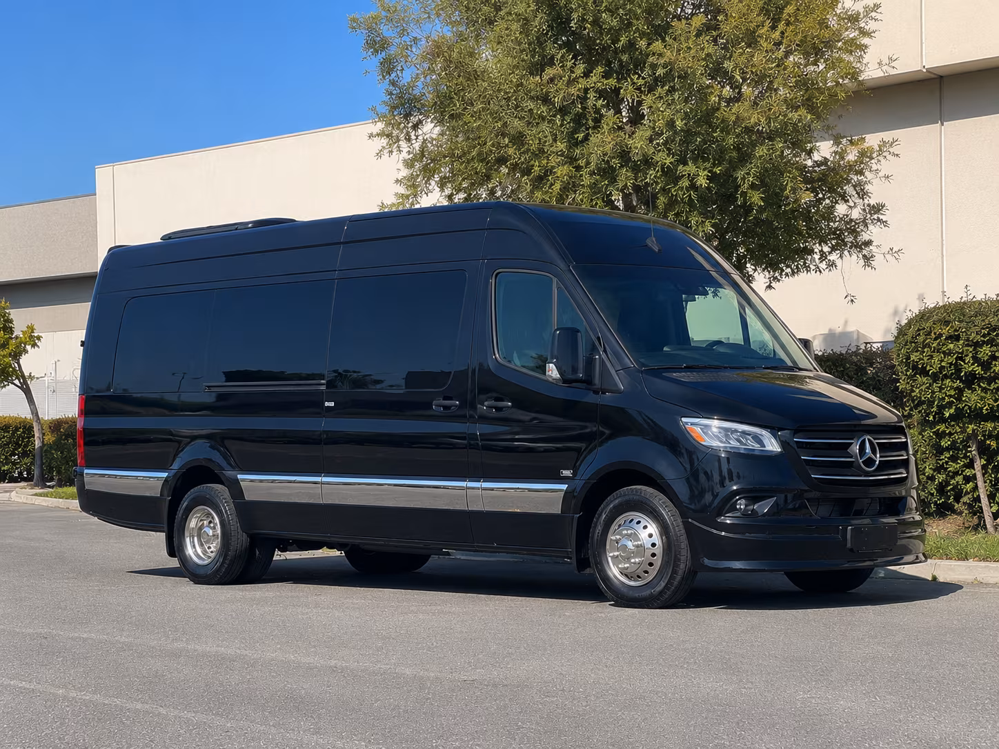 find the perfect transportation for your next prom 4